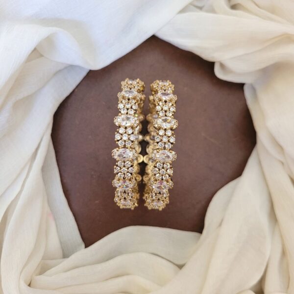 Bangles_CJB00052