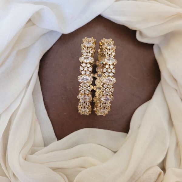 Bangles_CJB00052 - Image 3