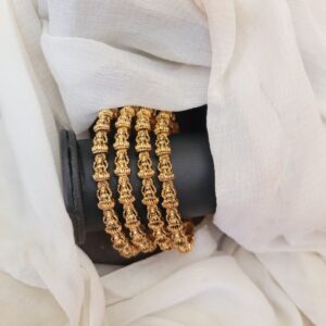Bangles_CJB00093