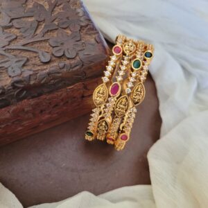 Bangles_CJB00096