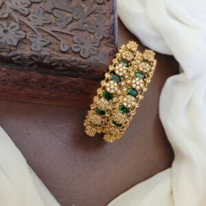 Bangles_CJB00095