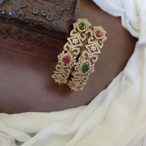 Bangles_CJB00102