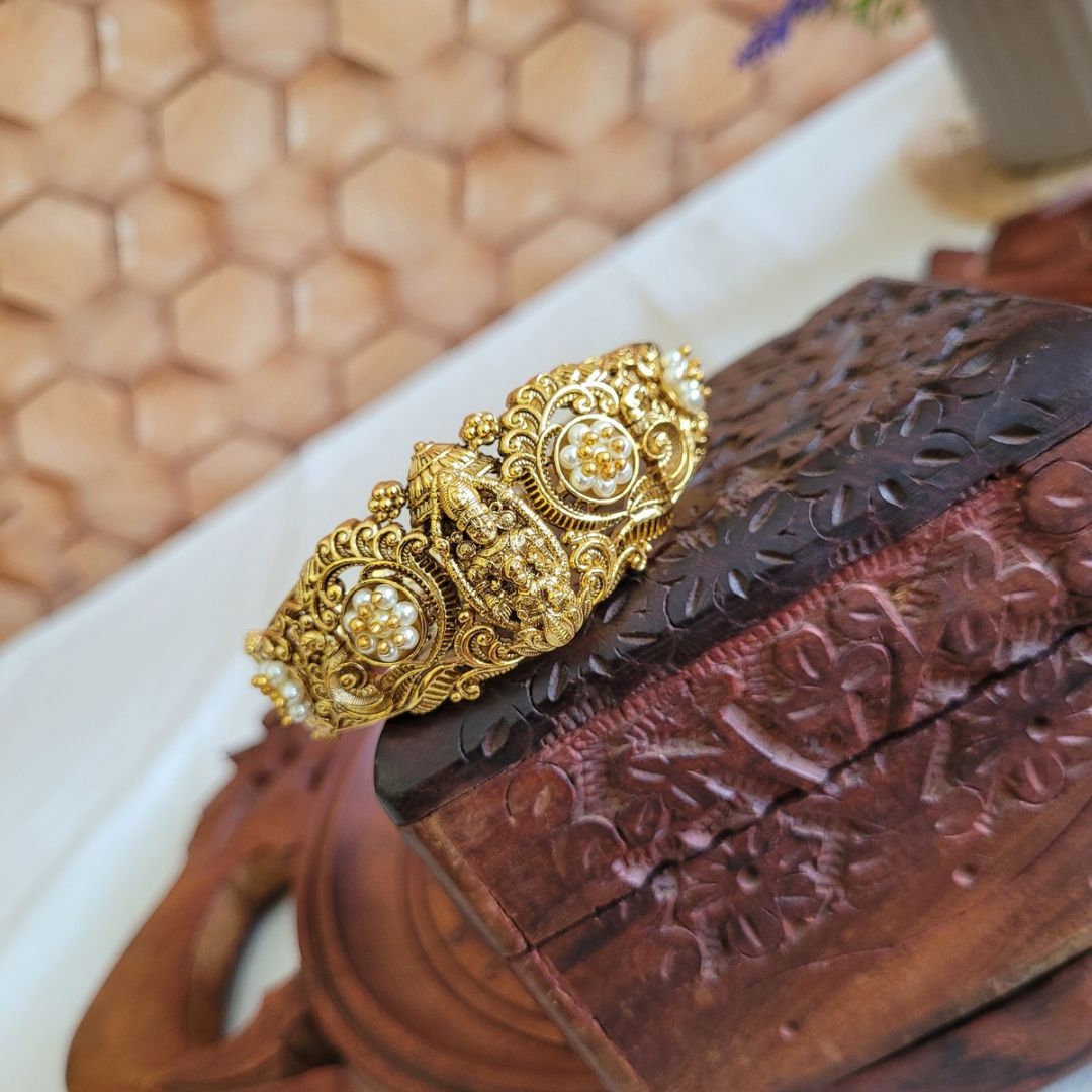 Bangles_CJB00104